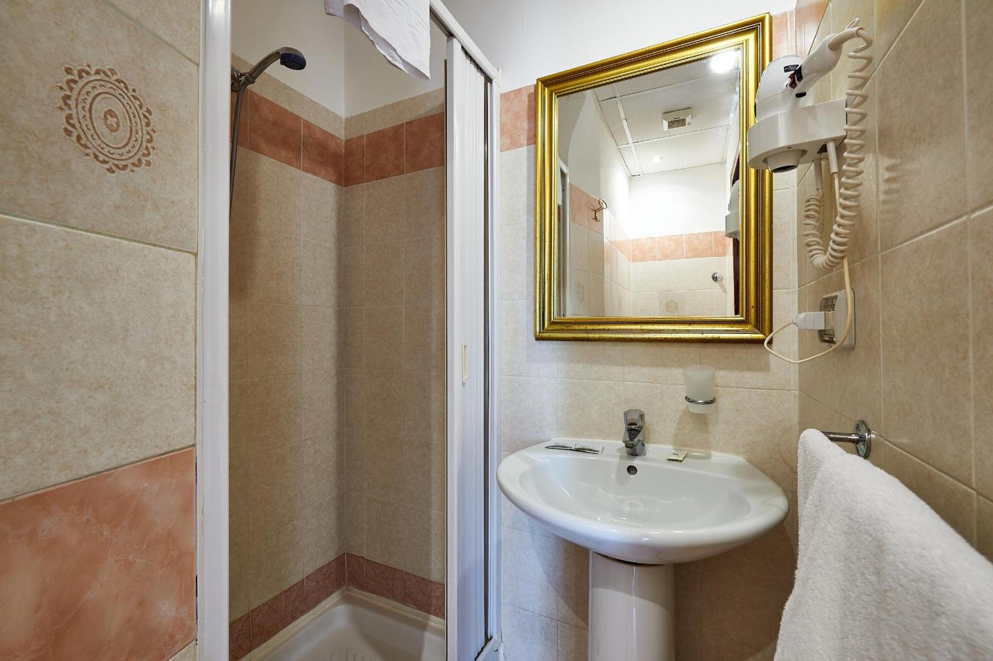 Hotel Virginia Roma Esterno foto