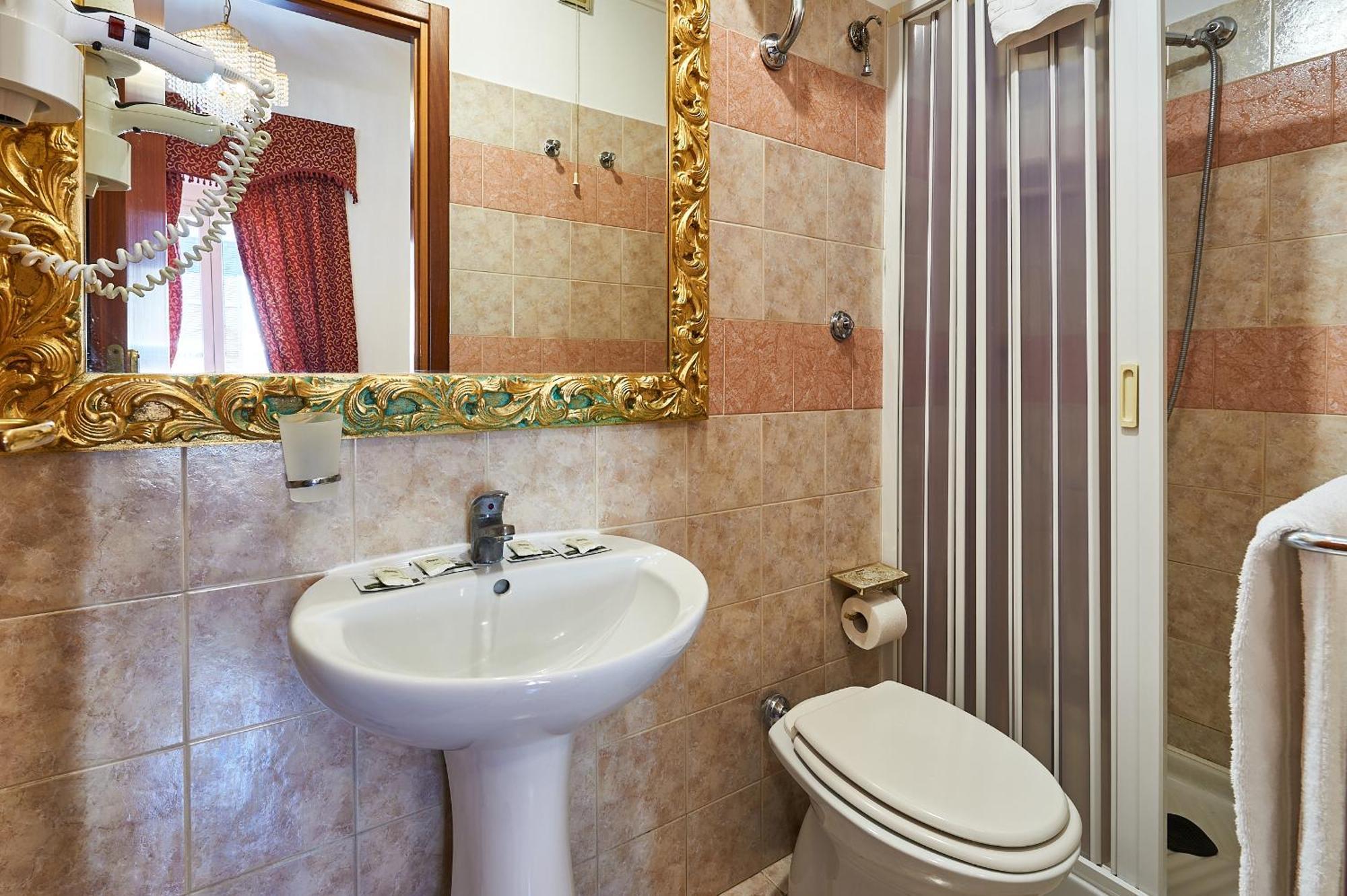 Hotel Virginia Roma Esterno foto